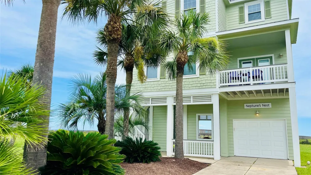 4203 Green Heron Drive Galveston, TX 77554