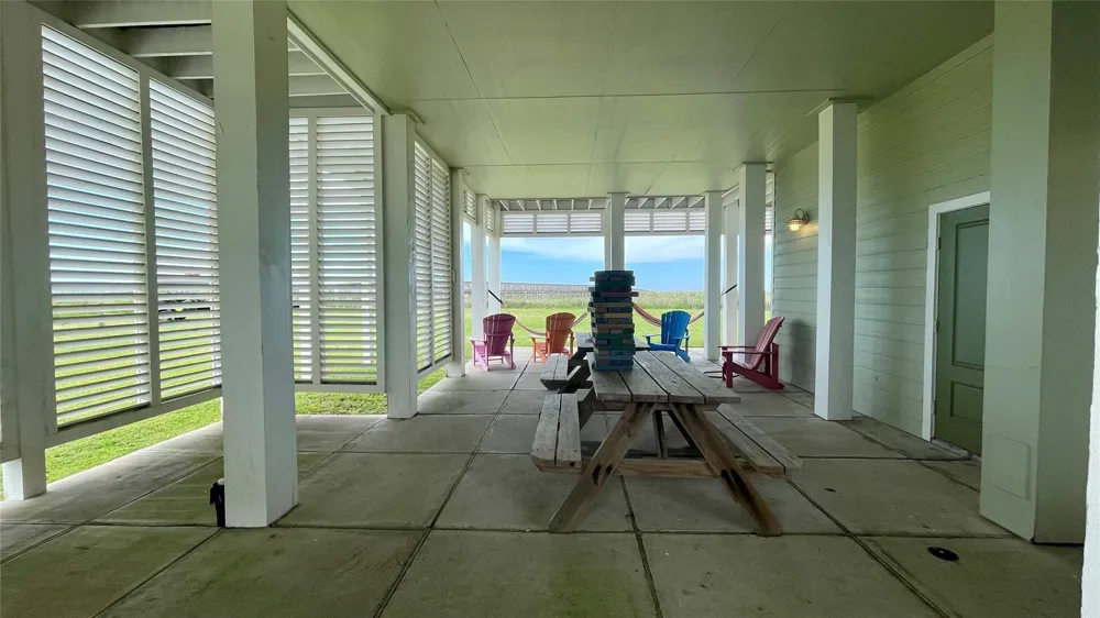 4203 Green Heron Drive Galveston, TX 77554