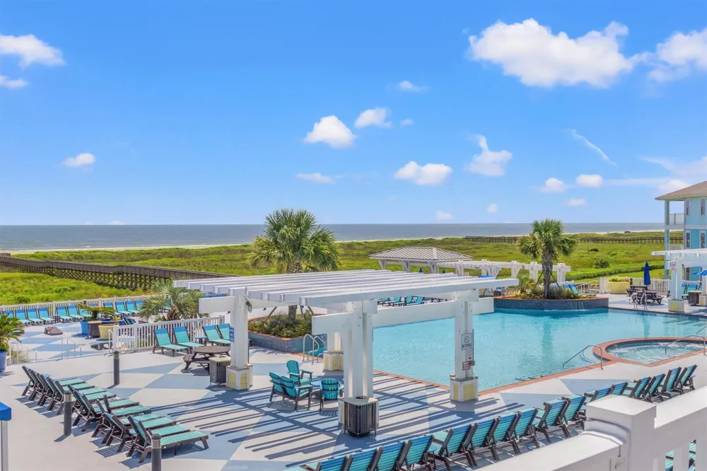 4203 Green Heron Drive Galveston, TX 77554