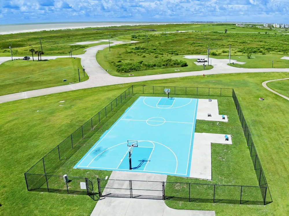 4203 Green Heron Drive Galveston, TX 77554