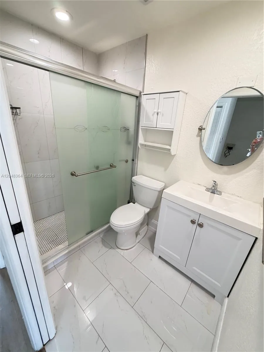 6926 NW 166th Ter #1302 Miami Lakes, FL 33014