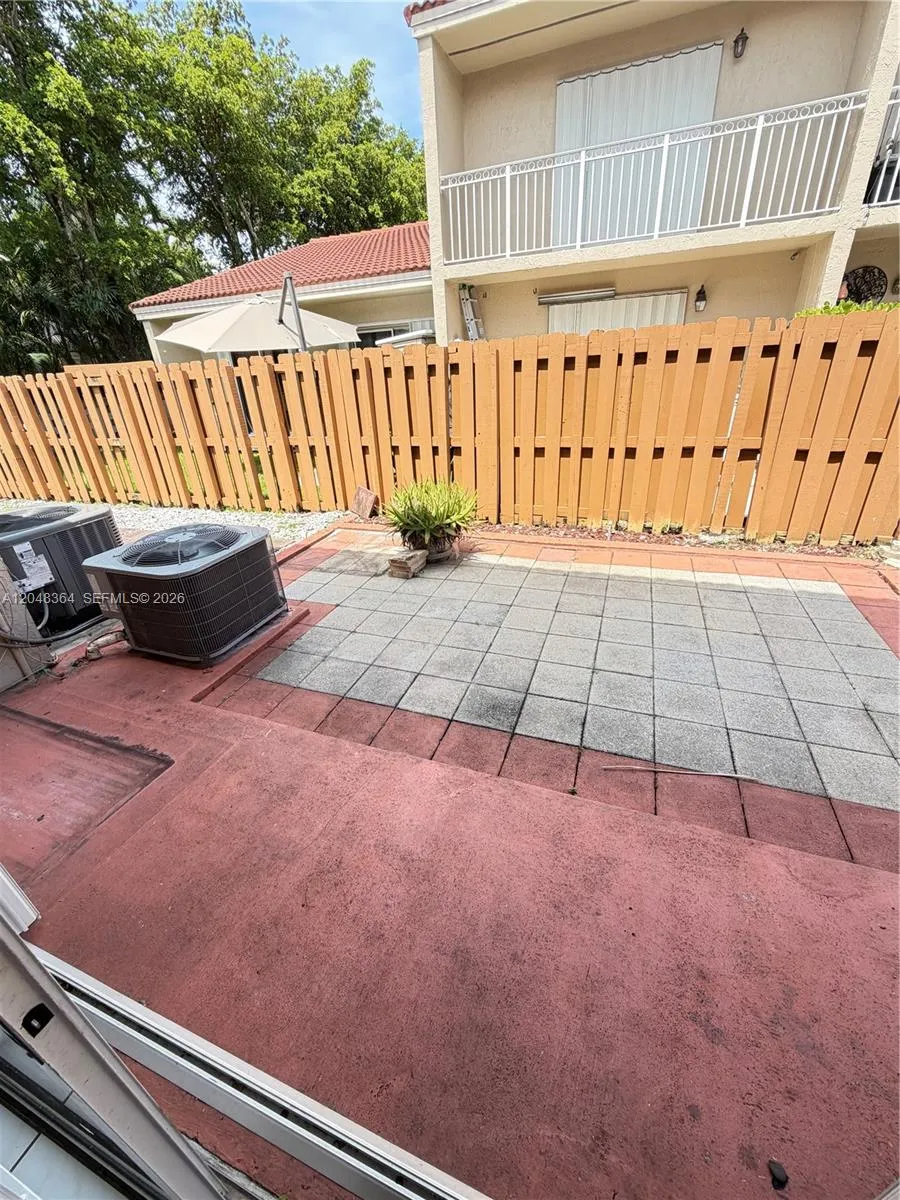 6926 NW 166th Ter #1302 Miami Lakes, FL 33014