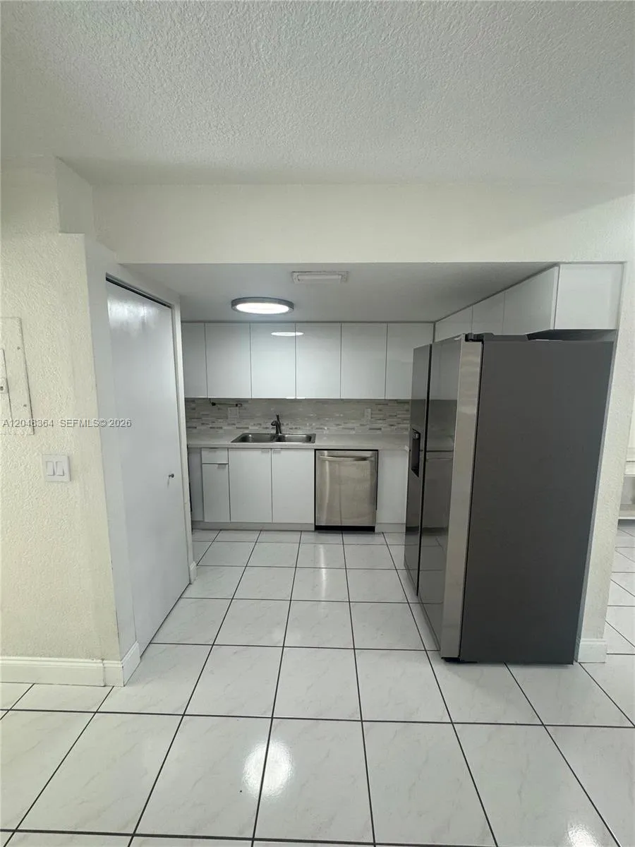 6926 NW 166th Ter #1302 Miami Lakes, FL 33014