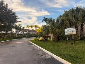6926 NW 166th Ter #1302 Miami Lakes, FL 33014