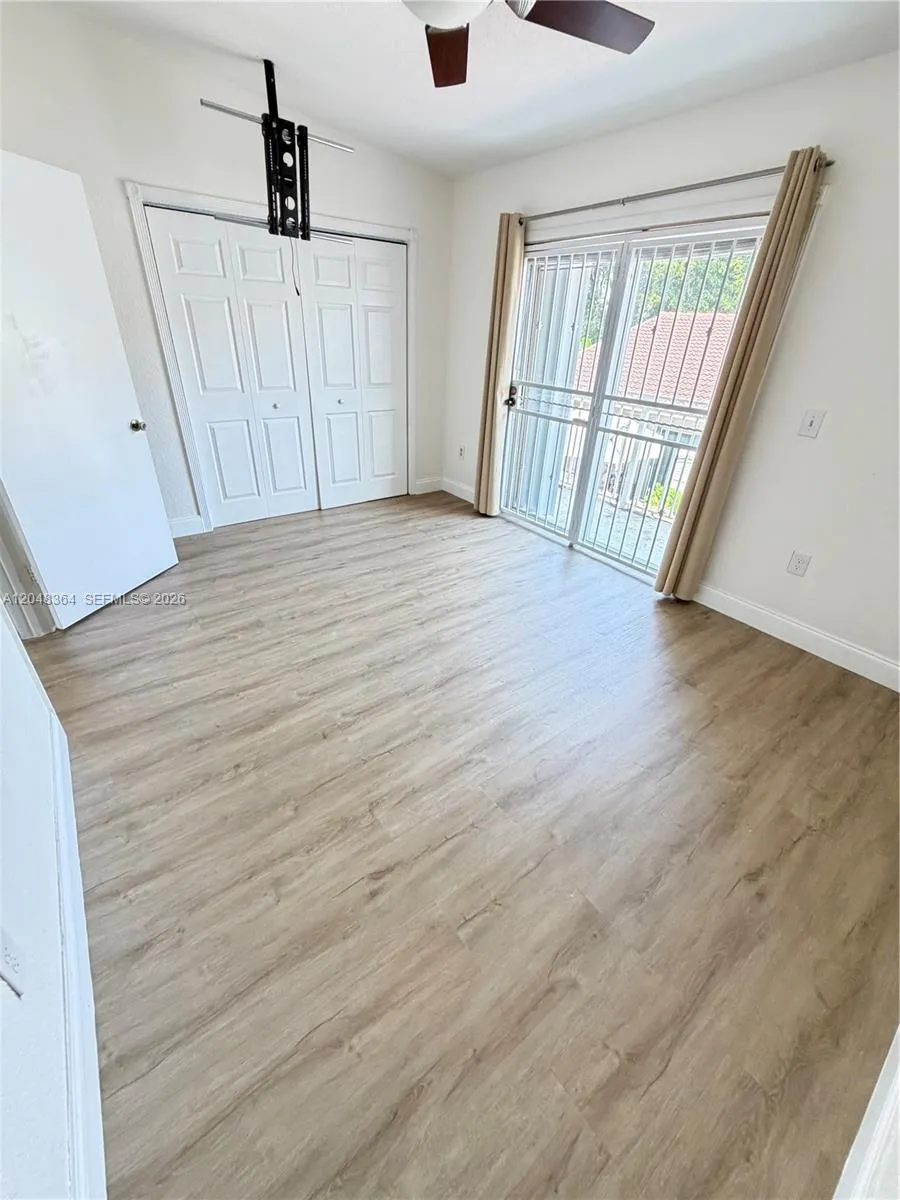 6926 NW 166th Ter #1302 Miami Lakes, FL 33014