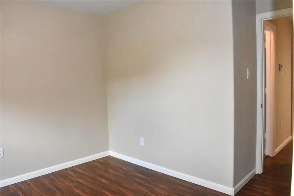 1030 Perkins Drive Bacliff, TX 77518