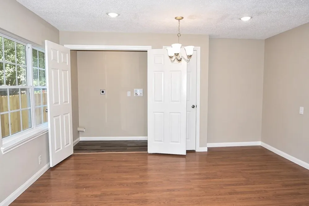 1030 Perkins Drive Bacliff, TX 77518