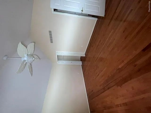 16193 Darlene Drive Macomb Township, MI 48042