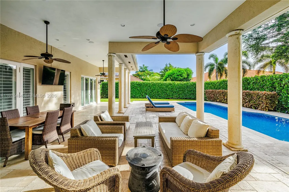 16721 SW 86th Ct Palmetto Bay, FL 33157