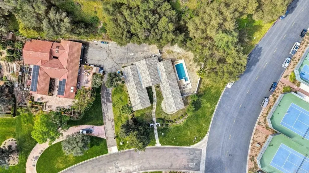32369 WISKON WAY W Pauma Valley, CA 92061