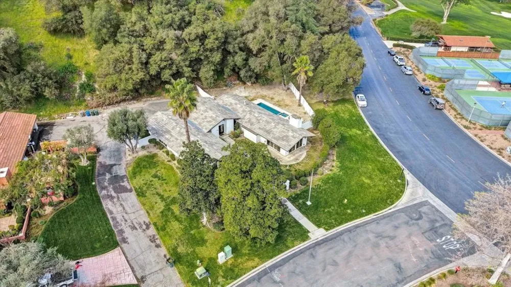 32369 WISKON WAY W Pauma Valley, CA 92061