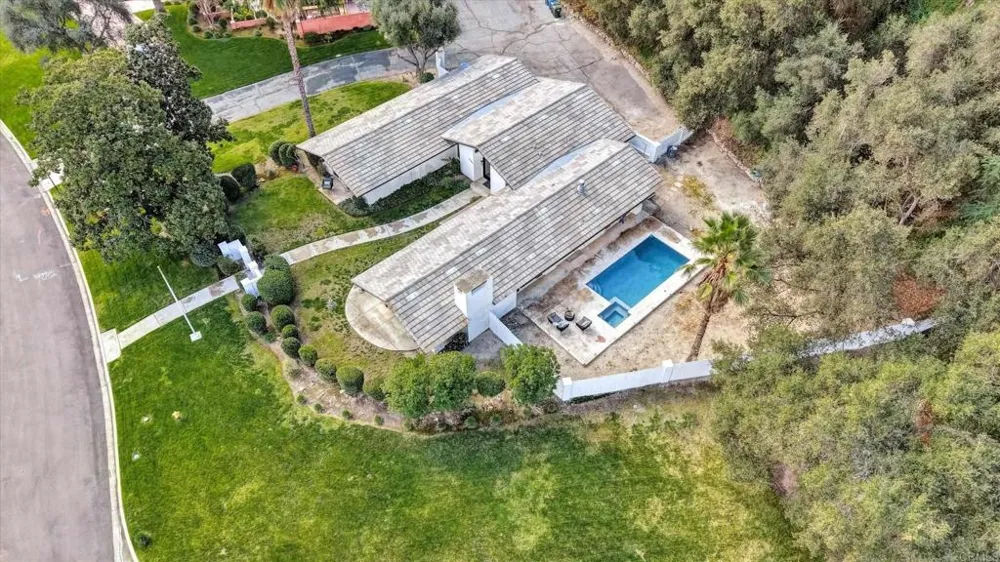 32369 WISKON WAY W Pauma Valley, CA 92061