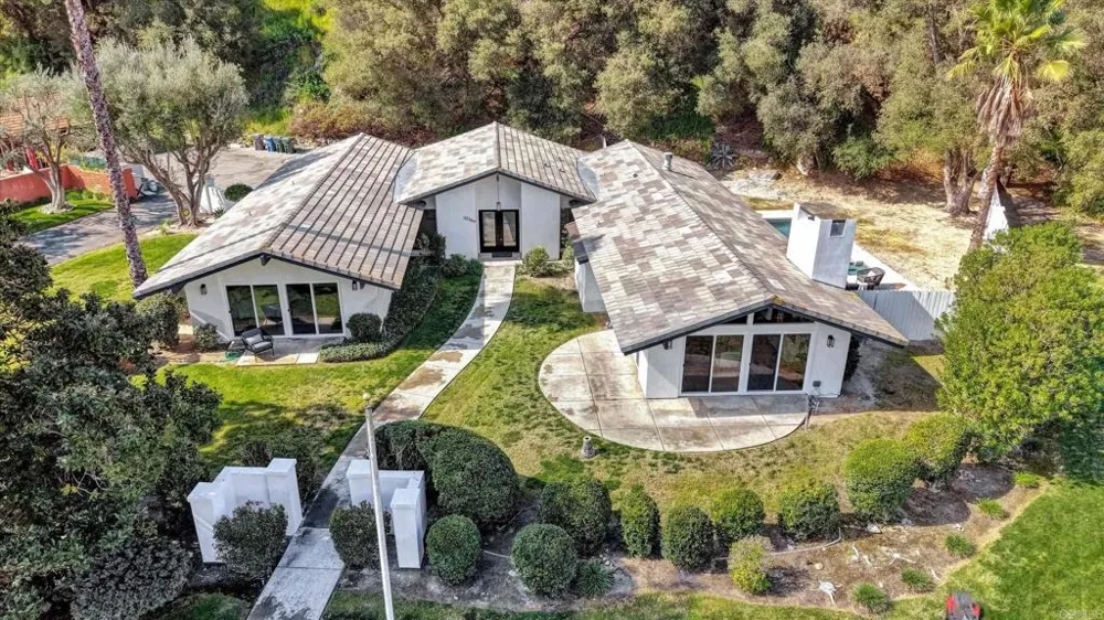 32369 WISKON WAY W Pauma Valley, CA 92061