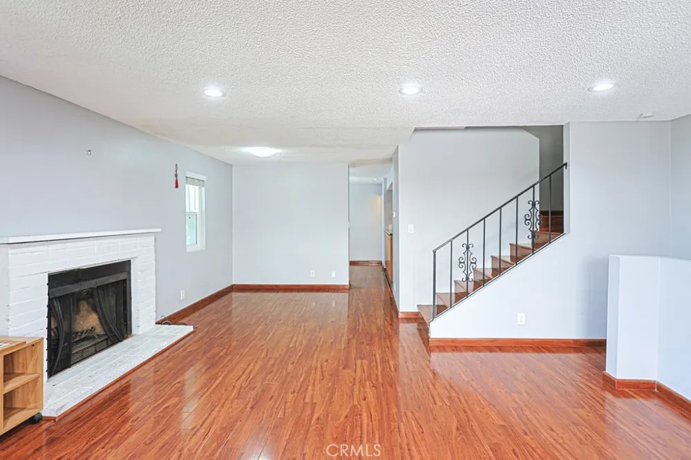 332 Pomelo Avenue #B Monterey Park, CA 91755