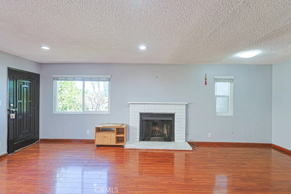 332 Pomelo Avenue #B Monterey Park, CA 91755