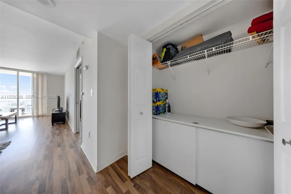 1155 Brickell Bay Drive #Apt 2207 Miami, FL 33131