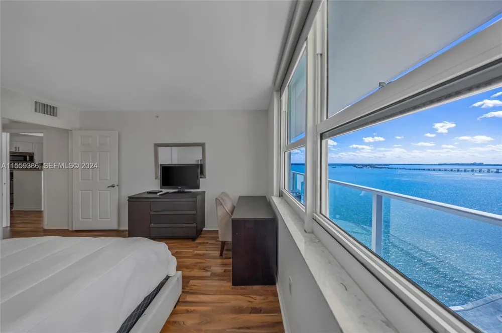 1155 Brickell Bay Drive #Apt 2207 Miami, FL 33131