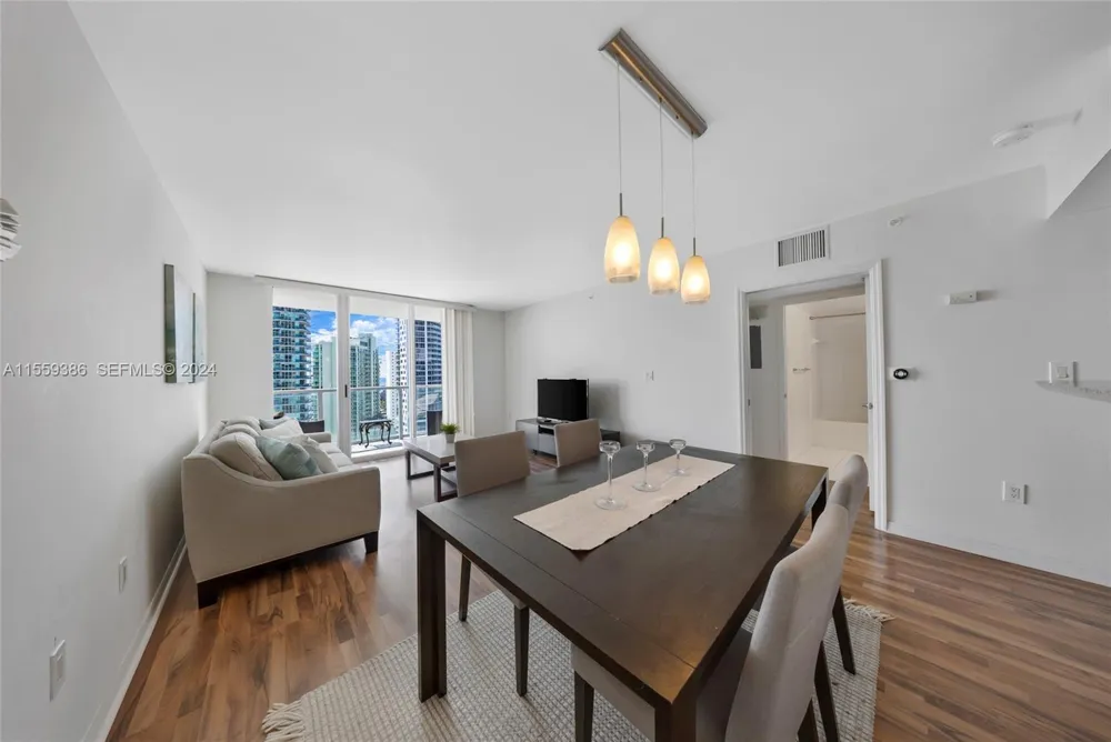 1155 Brickell Bay Drive #Apt 2207 Miami, FL 33131