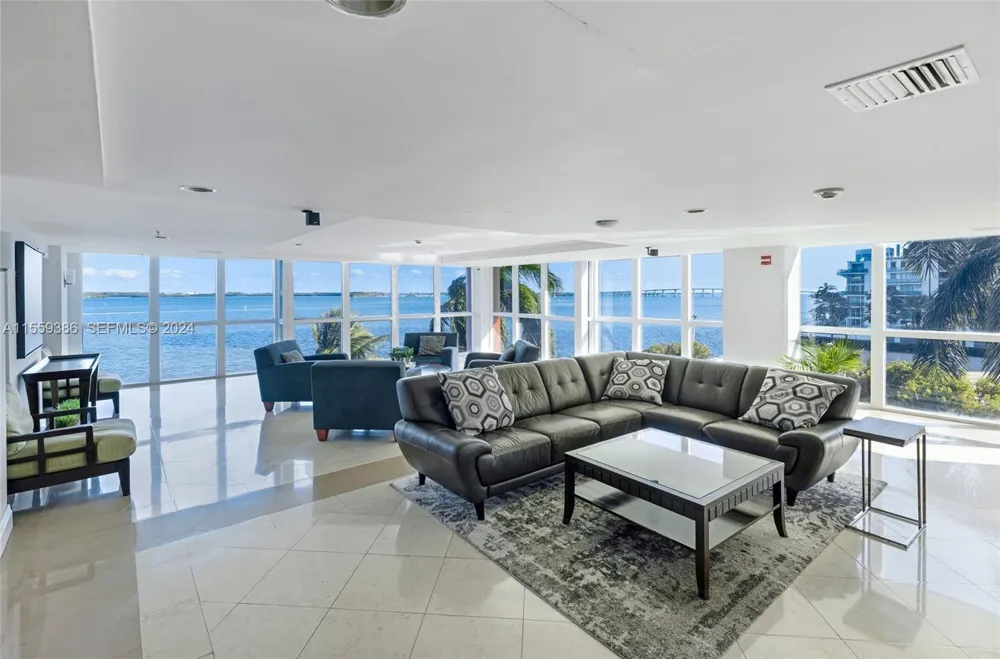 1155 Brickell Bay Drive #Apt 2207 Miami, FL 33131