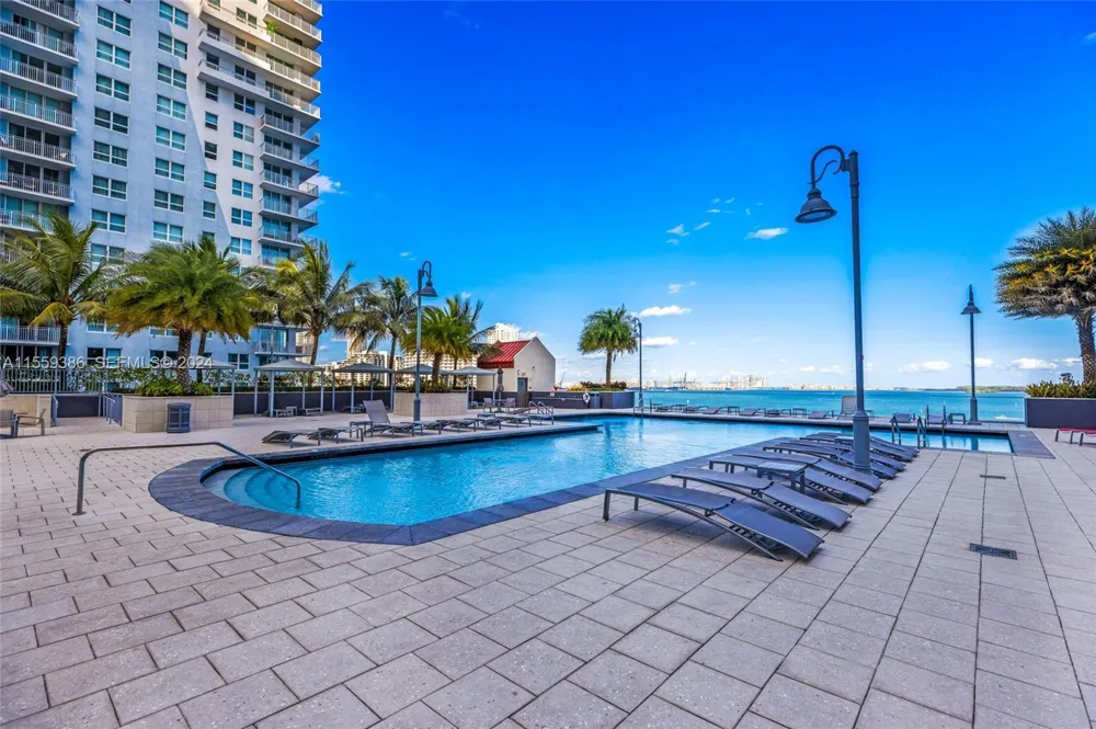 1155 Brickell Bay Drive #Apt 2207 Miami, FL 33131