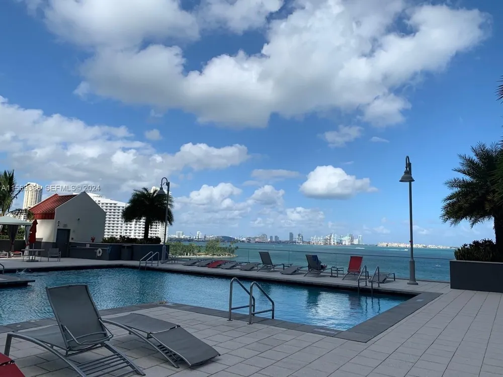 1155 Brickell Bay Drive #Apt 2207 Miami, FL 33131