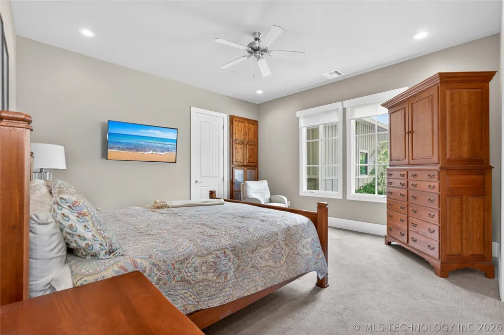 37031 S Cliff Crest Drive Langley, OK 74350
