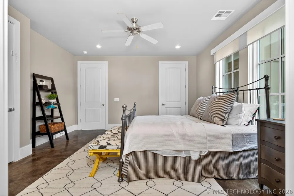 37031 S Cliff Crest Drive Langley, OK 74350