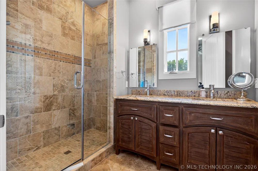 37031 S Cliff Crest Drive Langley, OK 74350