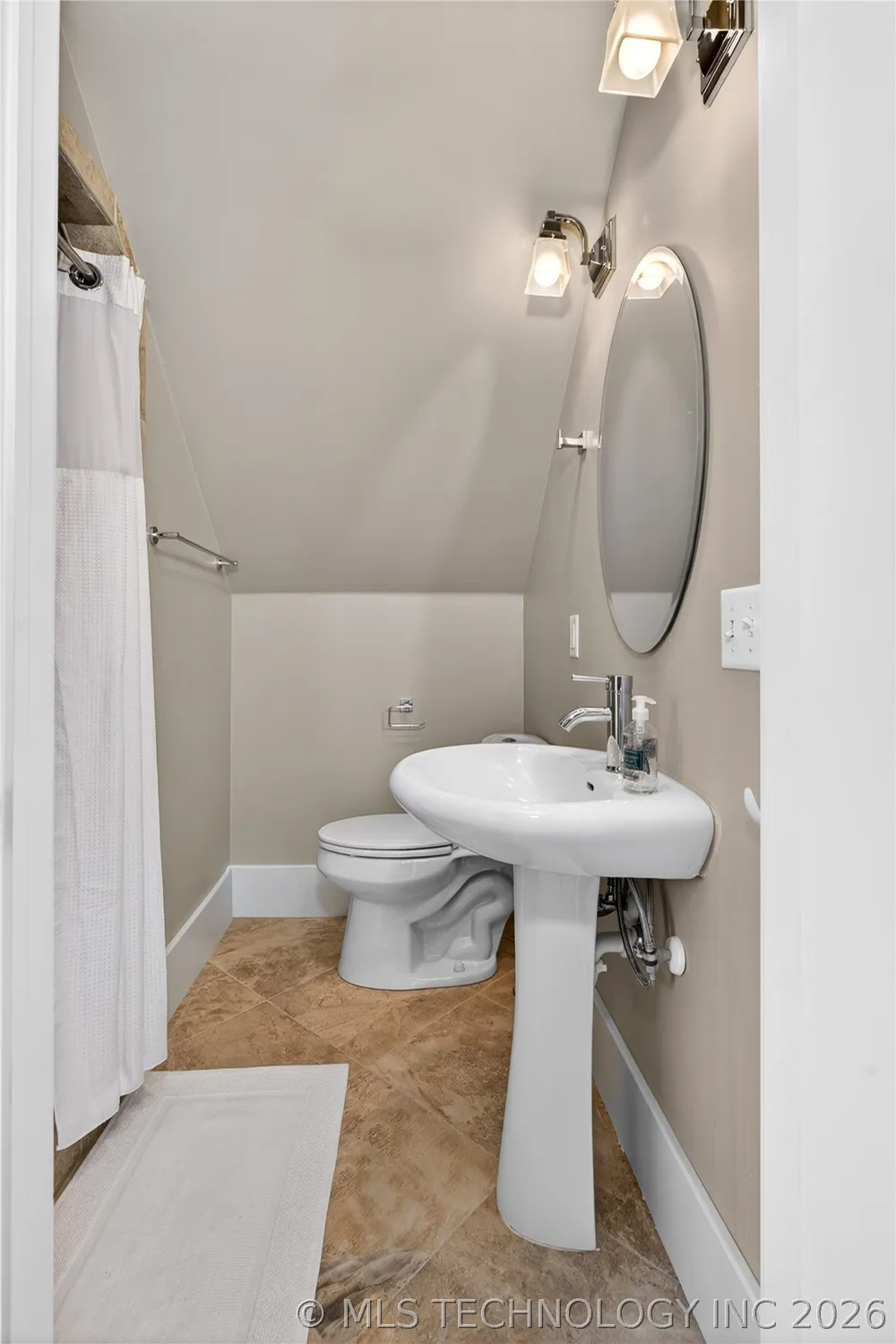 37031 S Cliff Crest Drive Langley, OK 74350