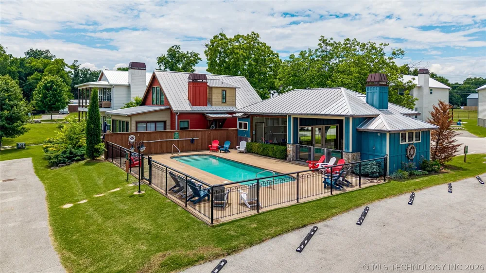 37031 S Cliff Crest Drive Langley, OK 74350