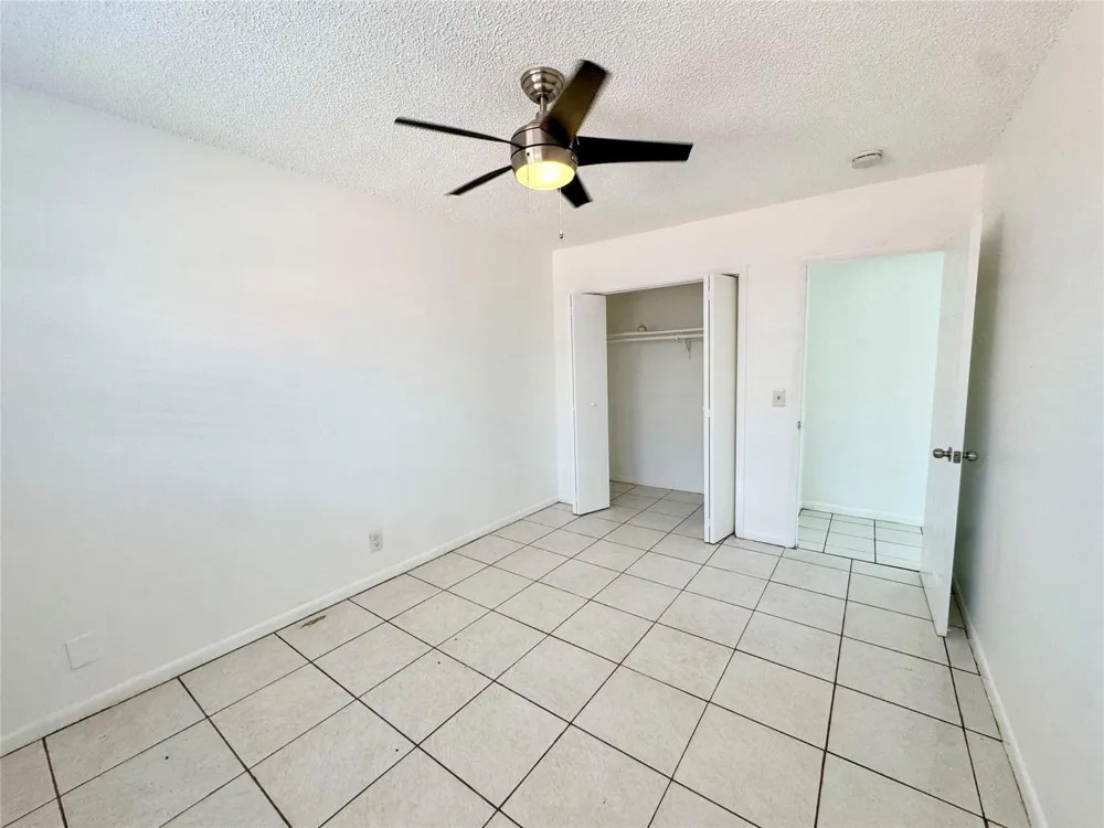 147 W 17th Street Riviera Beach, FL 33404
