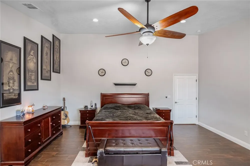 6910 Oak Vista Lane Oak Hills, CA 92344
