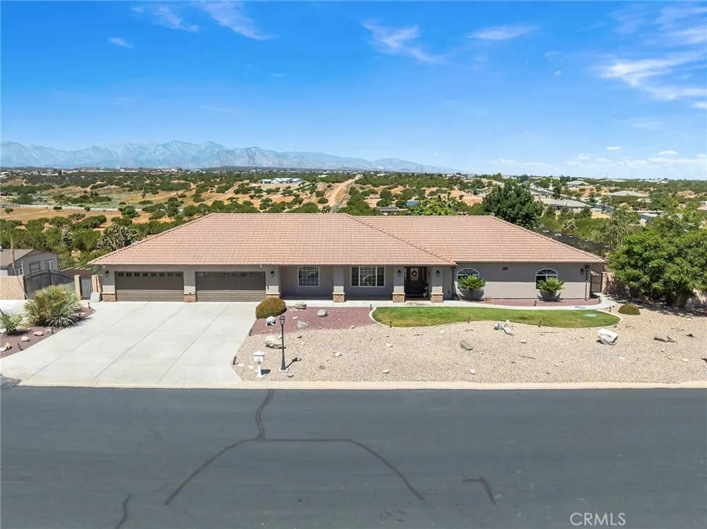 6910 Oak Vista Lane Oak Hills, CA 92344