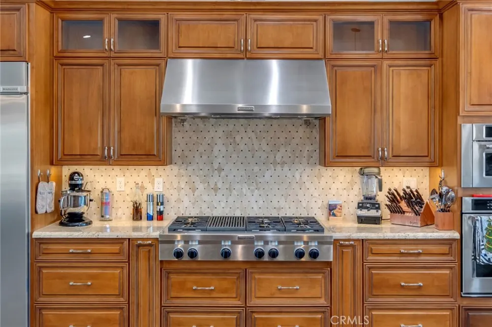 6910 Oak Vista Lane Oak Hills, CA 92344