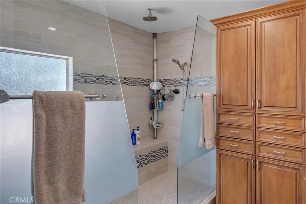 6910 Oak Vista Lane Oak Hills, CA 92344