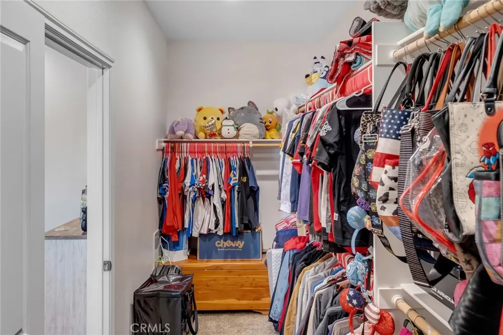 6910 Oak Vista Lane Oak Hills, CA 92344