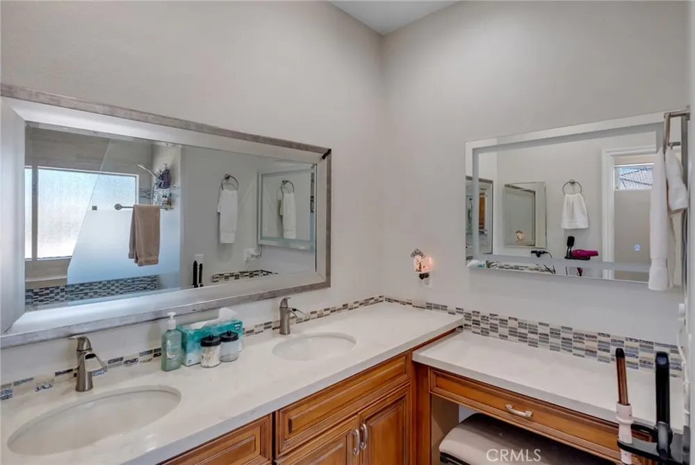 6910 Oak Vista Lane Oak Hills, CA 92344