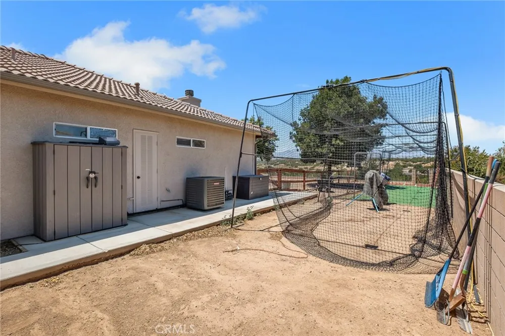 6910 Oak Vista Lane Oak Hills, CA 92344