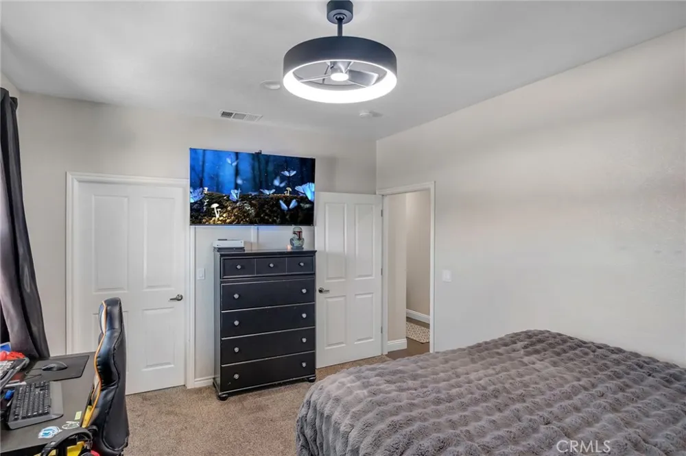 6910 Oak Vista Lane Oak Hills, CA 92344