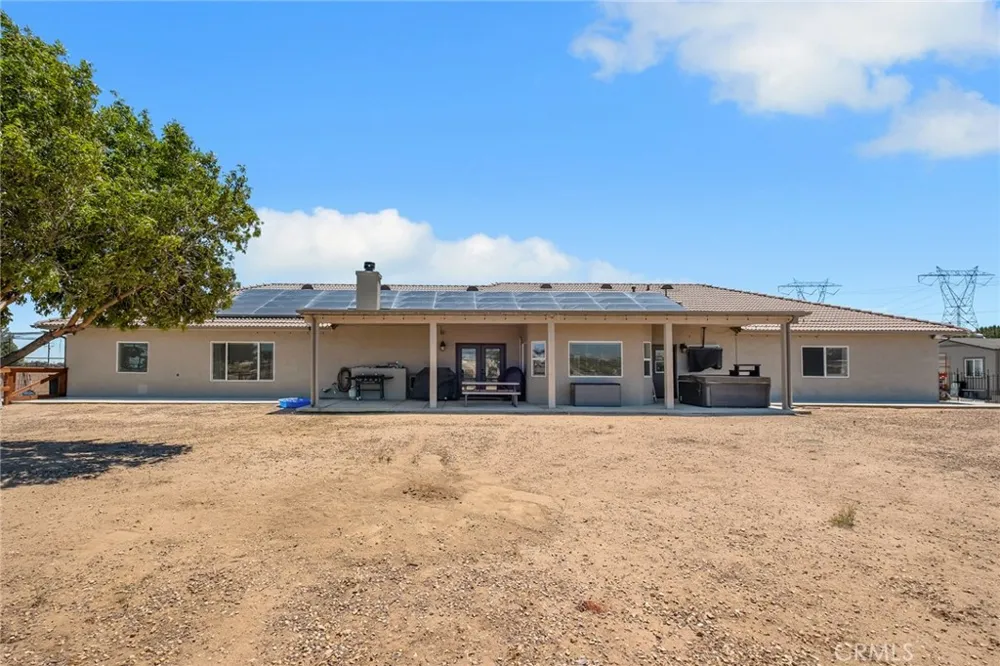 6910 Oak Vista Lane Oak Hills, CA 92344
