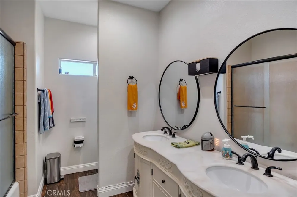 6910 Oak Vista Lane Oak Hills, CA 92344