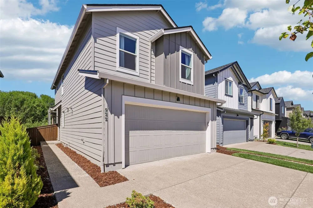 922 NW 175th Way Ridgefield, WA 98642