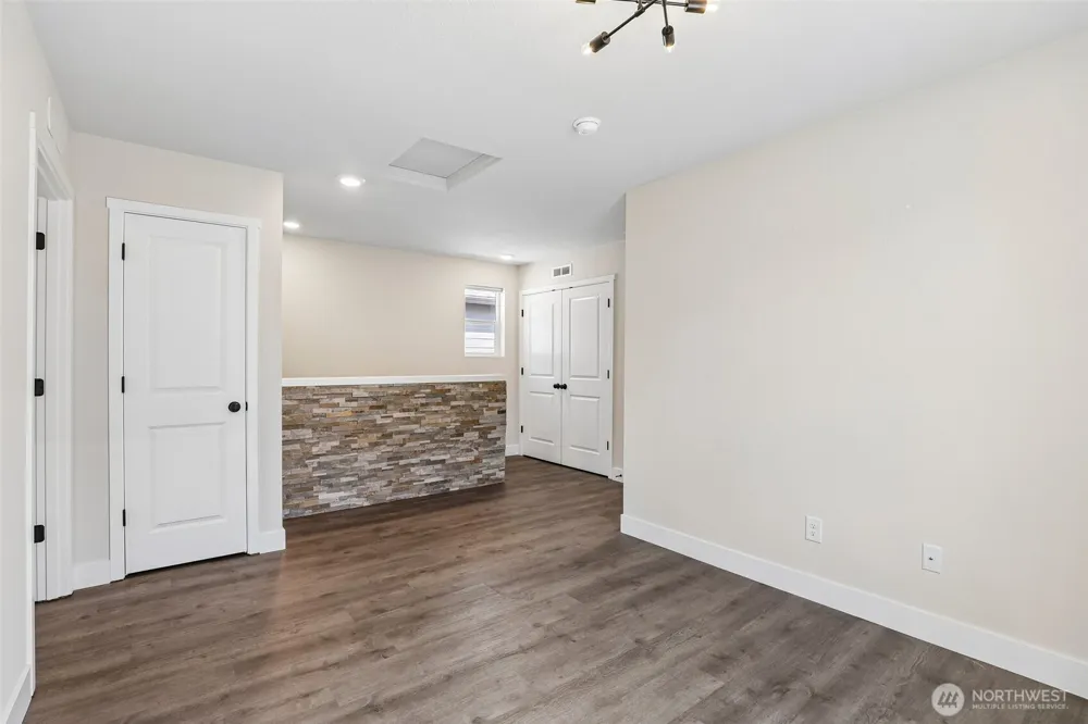 922 NW 175th Way Ridgefield, WA 98642