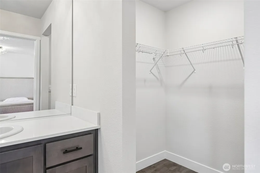 922 NW 175th Way Ridgefield, WA 98642