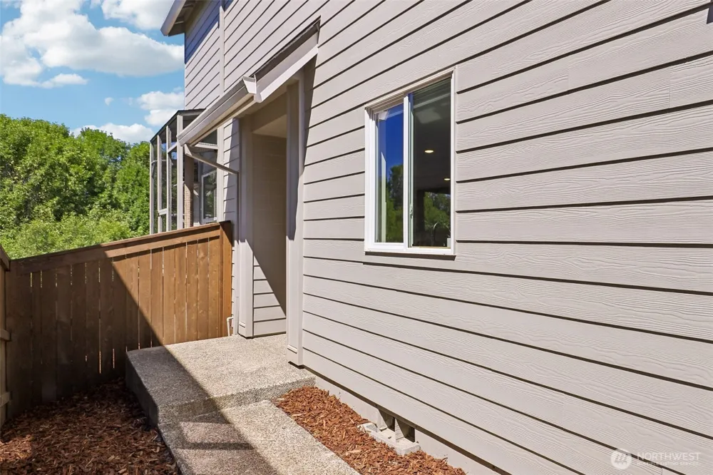 922 NW 175th Way Ridgefield, WA 98642