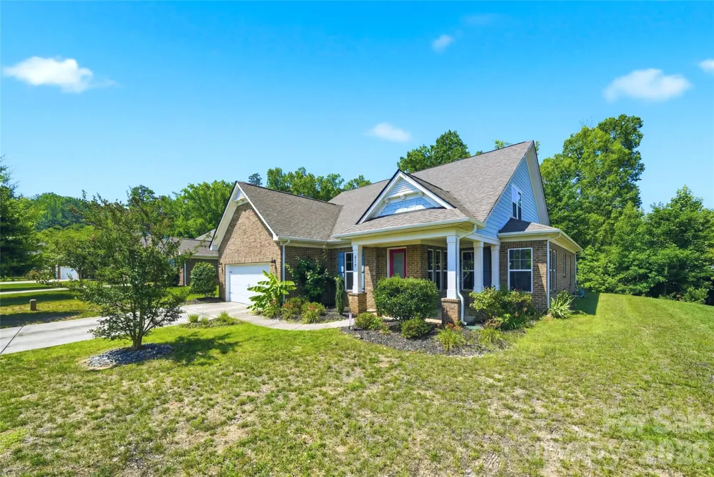 8759 Mullis Forest Court Mint Hill, NC 28227