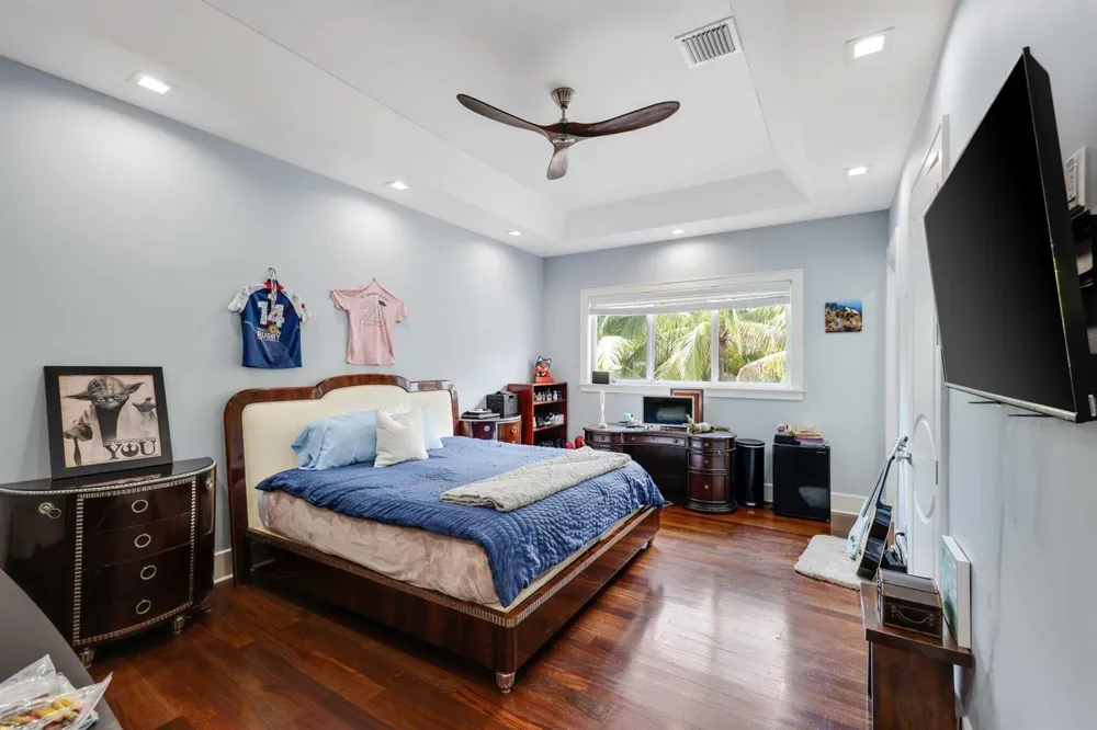 1313 Seabreeze Boulevard Fort Lauderdale, FL 33316