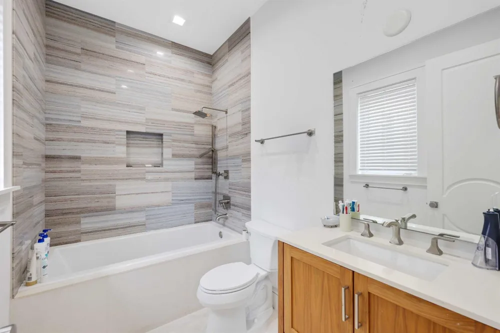 1313 Seabreeze Boulevard Fort Lauderdale, FL 33316