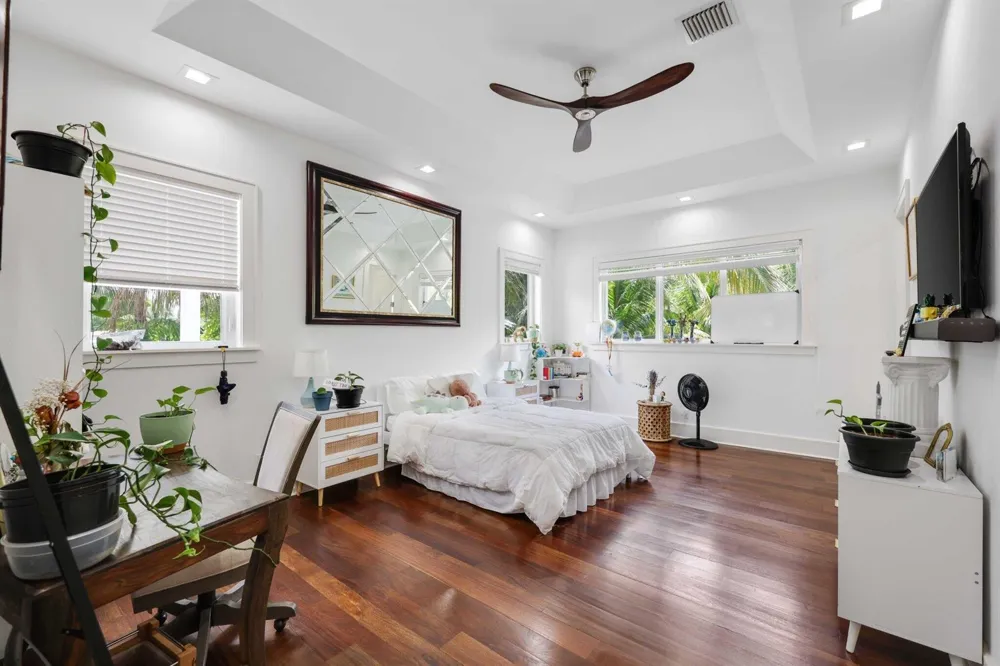 1313 Seabreeze Boulevard Fort Lauderdale, FL 33316