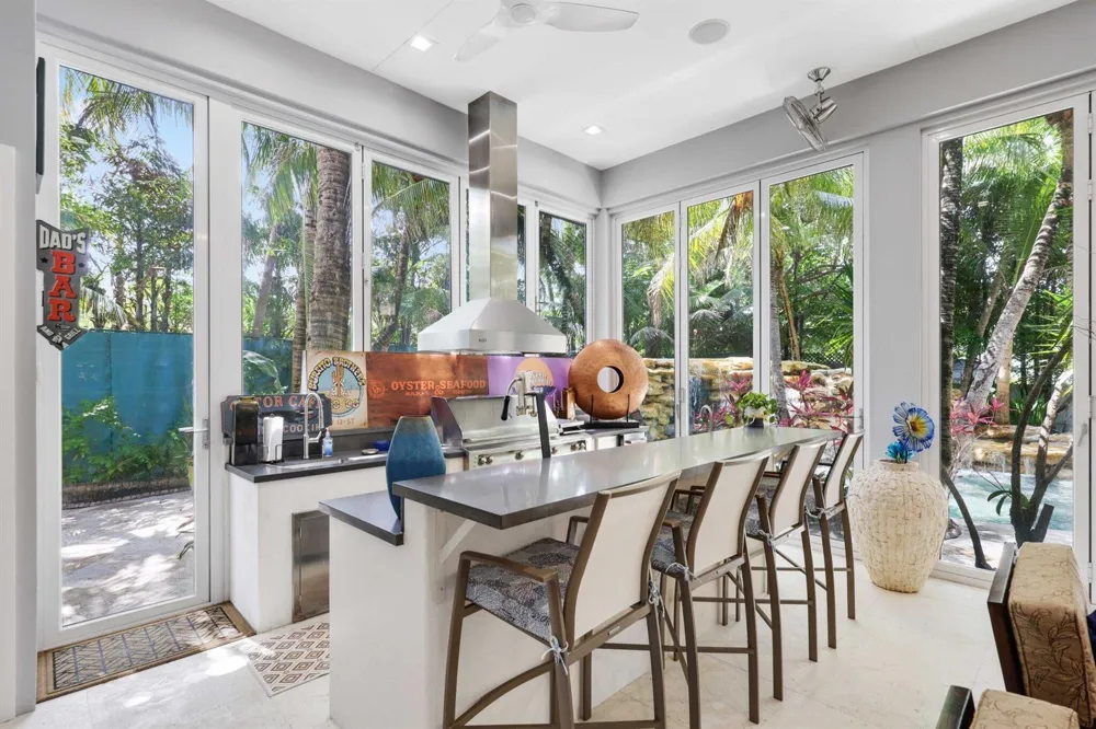 1313 Seabreeze Boulevard Fort Lauderdale, FL 33316